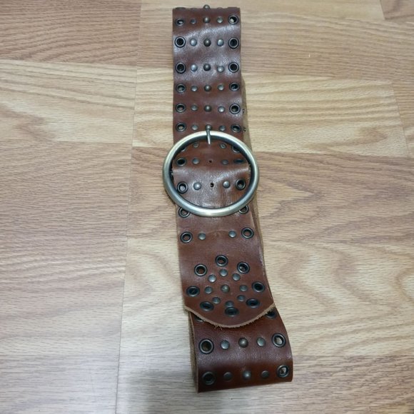 Vintage leather belt with metal inserts - Picture 2 of 4